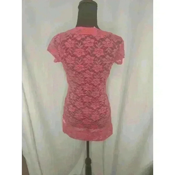 Vanity Essentials Lace Tunic Size M - Picture 2 of 3